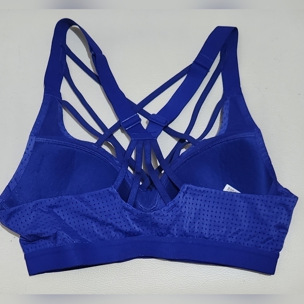 Victoria Secret sports bra bundle - Picture 3 of 9